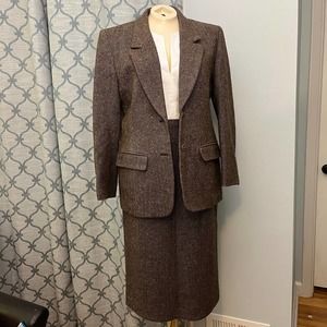 Pendleton Women’s THREE-Piece 100% Wool Brown Skirt & Blazer Suit -- 8